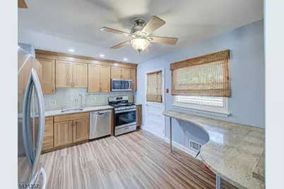 50 Auburn Rd, Parsippany, NJ 07054 - Photo 9