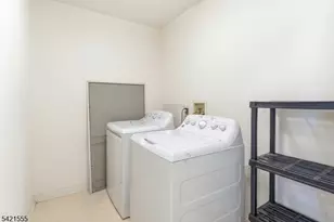 94 19th Ave, Newark, NJ 07103 - Photo 17