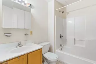 94 19th Ave, Newark, NJ 07103 - Photo 13