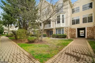 614 Turlington Ct, Livingston, NJ 07039 - Photo 37