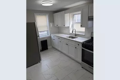 305 Millburn Ave #2R, Millburn, NJ 07041 - Photo 1