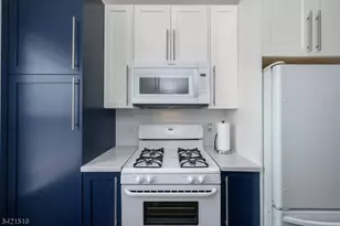 1002 Spruce Hills Dr, Glen Gardner, NJ 08826 - Photo 7