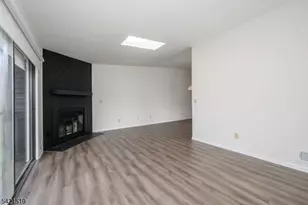 1002 Spruce Hills Dr, Glen Gardner, NJ 08826 - Photo 9