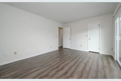 1002 Spruce Hills Dr, Glen Gardner, NJ 08826 - Photo 19