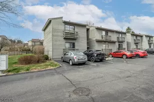 1002 Spruce Hills Dr, Glen Gardner, NJ 08826 - Photo 23