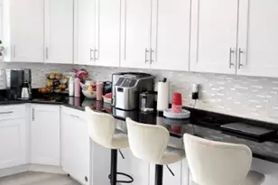 70 Port Ave, Elizabeth, NJ 07206 - Photo 5