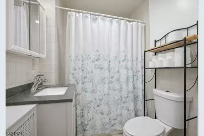 13-15 May St, Newark, NJ 07104 - Photo 17