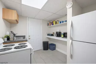 13-15 May St, Newark, NJ 07104 - Photo 29