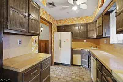 345 5th St, Ridgefield, NJ 07660 - Photo 13