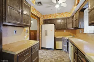 345 5th St, Ridgefield, NJ 07660 - Photo 13