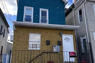 748 Trumbull St, Elizabeth, NJ 07201 - Photo 1