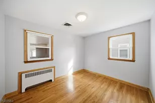 52 Broadway, Clark Township, NJ 07066 - Photo 15