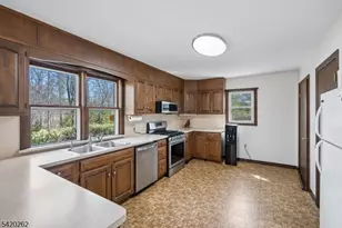 3 Morgan Ln, White Township, NJ 07823 - Photo 11