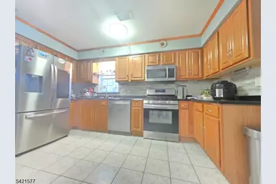 519 Fulton St, Elizabeth, NJ 07206 - Photo 3