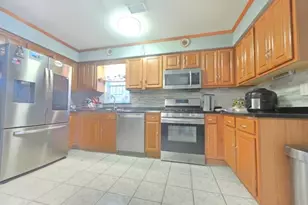 519 Fulton St, Elizabeth, NJ 07206 - Photo 3