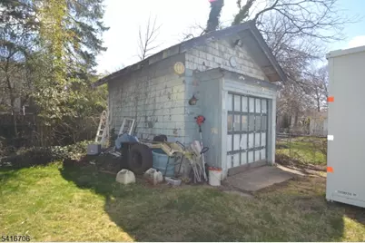 74 Cathedral Ave, Clifton, NJ 07014 - Photo 31