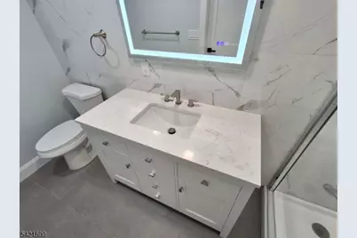 397 Lake Ave, Woodbridge Township, NJ 07067 - Photo 9