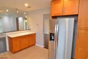 28 Joseph Dr, East Hanover Township, NJ 07936 - Photo 7