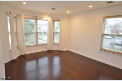 28 Joseph Dr, East Hanover Township, NJ 07936 - Photo 9