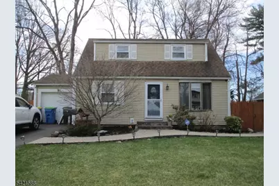 345 Redmont Rd, North Plainfield, NJ 07063 - Photo 1