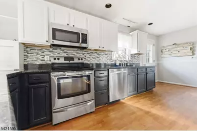 675 Uniontown Rd, Lopatcong Township, NJ 08865 - Photo 7