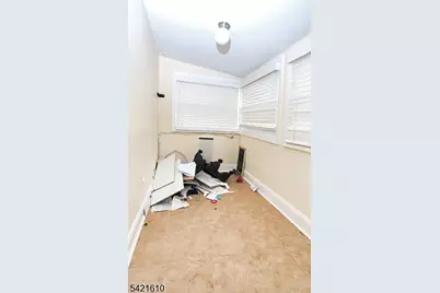 824 Chestnut St, Roselle, NJ 07203 - Photo 23