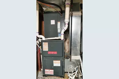 824 Chestnut St, Roselle, NJ 07203 - Photo 31