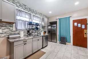 120 N Essex Ave, Orange, NJ 07050 - Photo 9