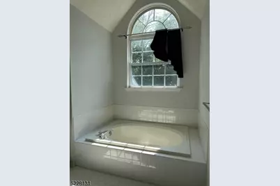 82 Hancock Dr, Morris Township, NJ 07960 - Photo 17