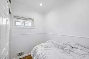 464 Meade St, Orange, NJ 07050 - Photo 23