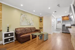 464 Meade St, Orange, NJ 07050 - Photo 25