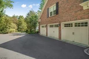 31 Forest Dr, Millburn, NJ 07078 - Photo 11