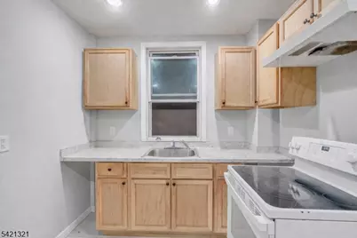 90 Park Ave, Paterson, NJ 07501 - Photo 11