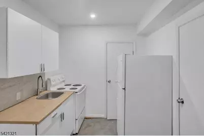 90 Park Ave, Paterson, NJ 07501 - Photo 29