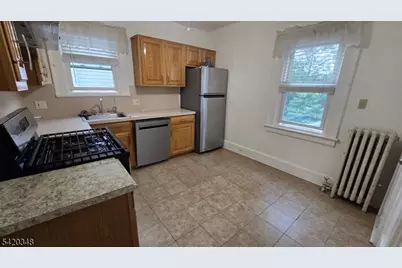 29 Warman St, Montclair, NJ 07042 - Photo 5