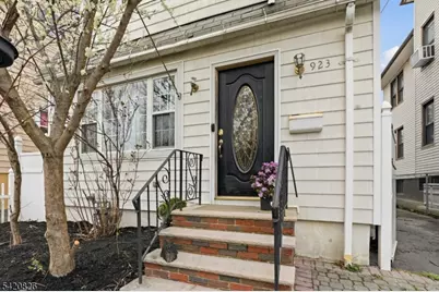 923 Kilsyth Rd, Elizabeth, NJ 07208 - Photo 3