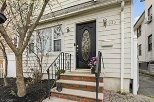 923 Kilsyth Rd, Elizabeth, NJ 07208 - Photo 3