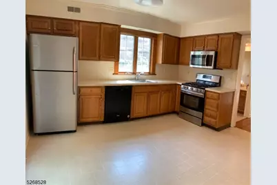 89B Central Ave #B, Madison, NJ 07940 - Photo 5