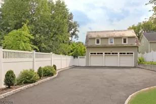 10 Lincoln St, Glen Ridge, NJ 07028 - Photo 23