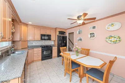 4 Oak Rdg, North Caldwell, NJ 07006 - Photo 9