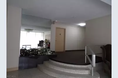 2352 Linwood Ave, Fort Lee, NJ 07024 - Photo 15