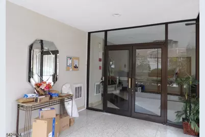 2352 Linwood Ave, Fort Lee, NJ 07024 - Photo 19