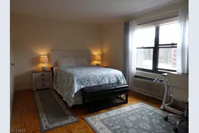 2352 Linwood Ave, Fort Lee, NJ 07024 - Photo 7