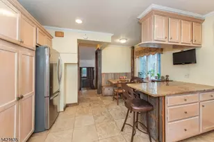 10 Cleveland Rd, Caldwell Boro Twp., NJ 07006 - Photo 13