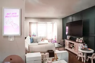 210 Pershing Ave, Roselle Park, NJ 07204 - Photo 7