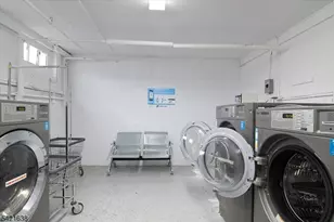 323 Pitney Pl, Morris Township, NJ 07960 - Photo 15