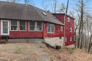 56 Cliff Rd, West Milford, NJ 07480 - Photo 35