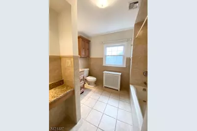 29 Sussex Rd, Clifton, NJ 07012 - Photo 13