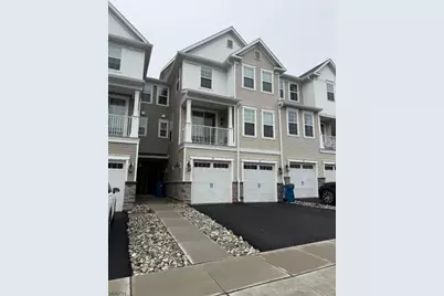 207 Honeysuckle Ln, Warren Township, NJ 07059 - Photo 1