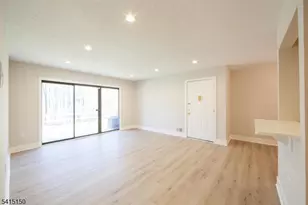 327 Penns Way, Bernards Township, NJ 07920 - Photo 7